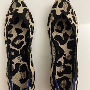 Rothy's The Point II in Desert Cat